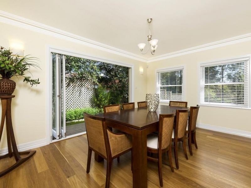 10 Sunnyside Crescent, Castlecrag NSW 2068