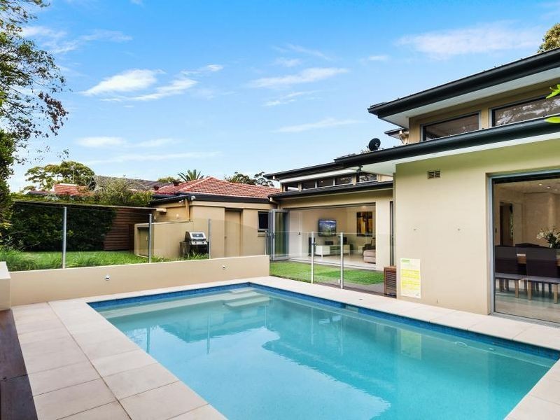2 Sortie Port, Castlecrag NSW 2068