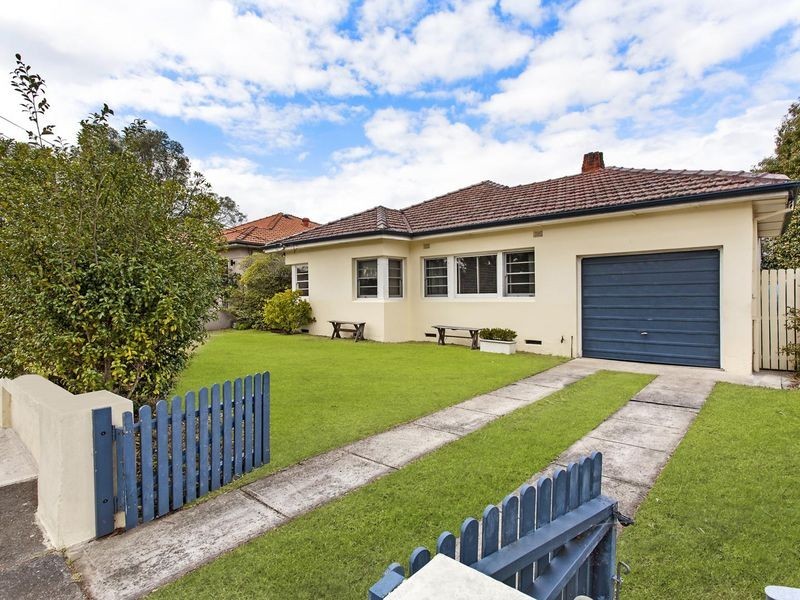 202 Boundary Street, Castle Cove NSW 2069