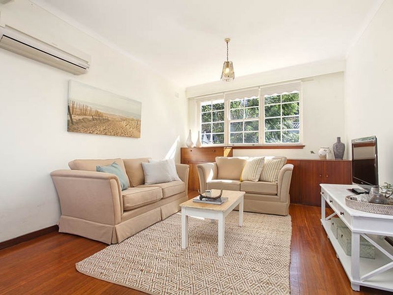 5 Mannerim Place, Castle Cove NSW 2069