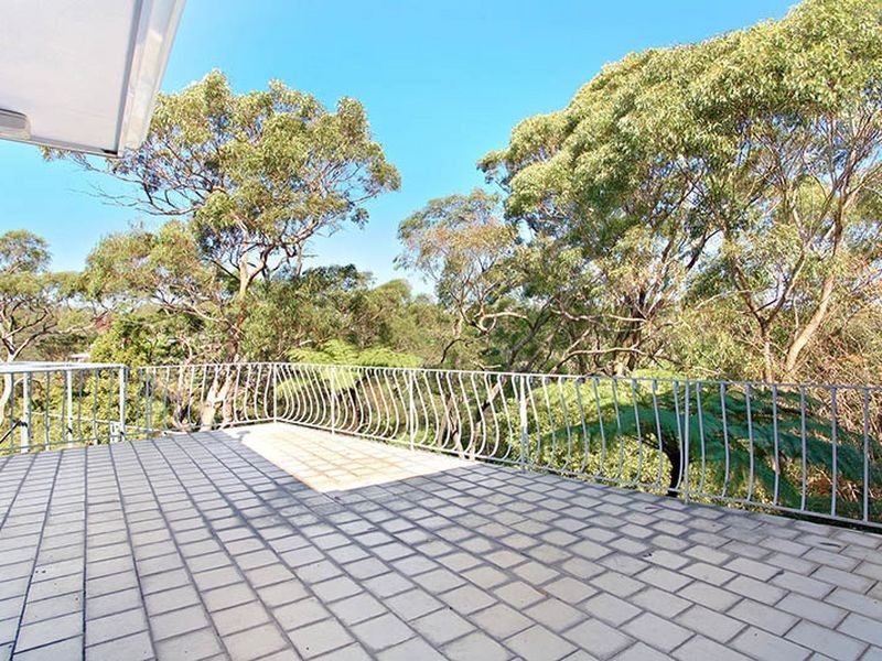5 Mannerim Place, Castle Cove NSW 2069