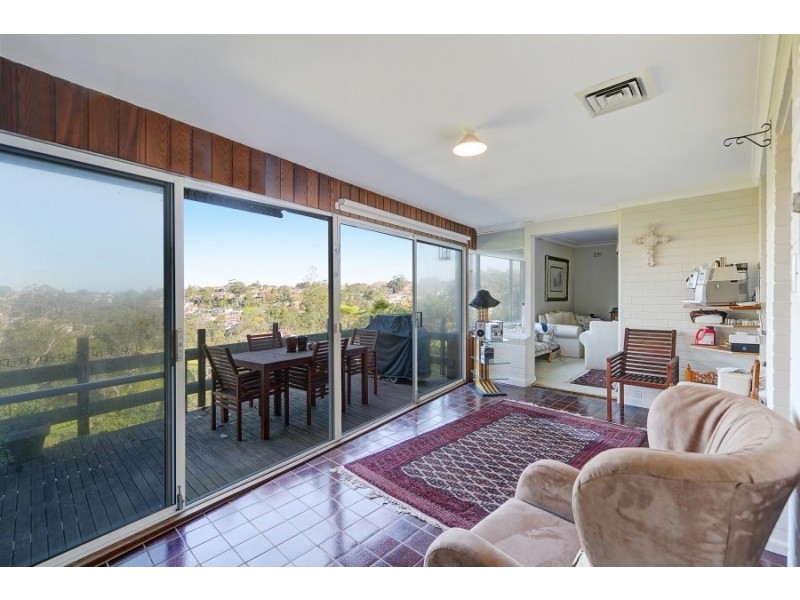 8 The Rampart, Castlecrag NSW 2068