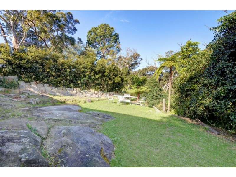 8 The Rampart, Castlecrag NSW 2068