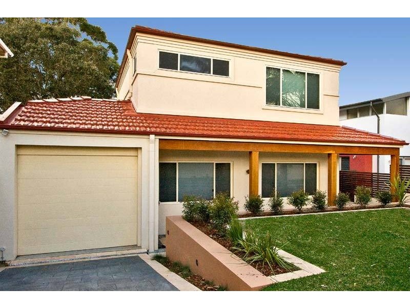 25 Raeburn Avenue, Castlecrag NSW 2068