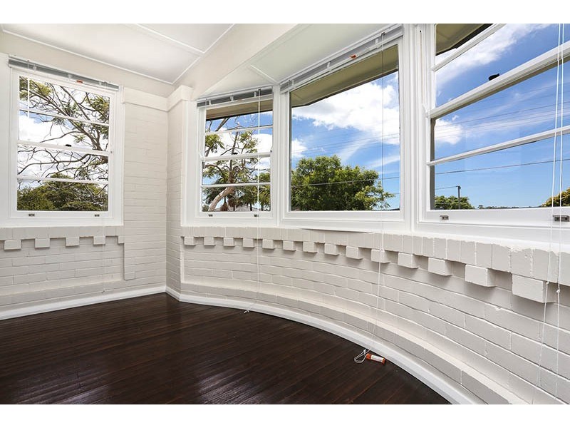 22 Raeburn Avenue, Castlecrag NSW 2068