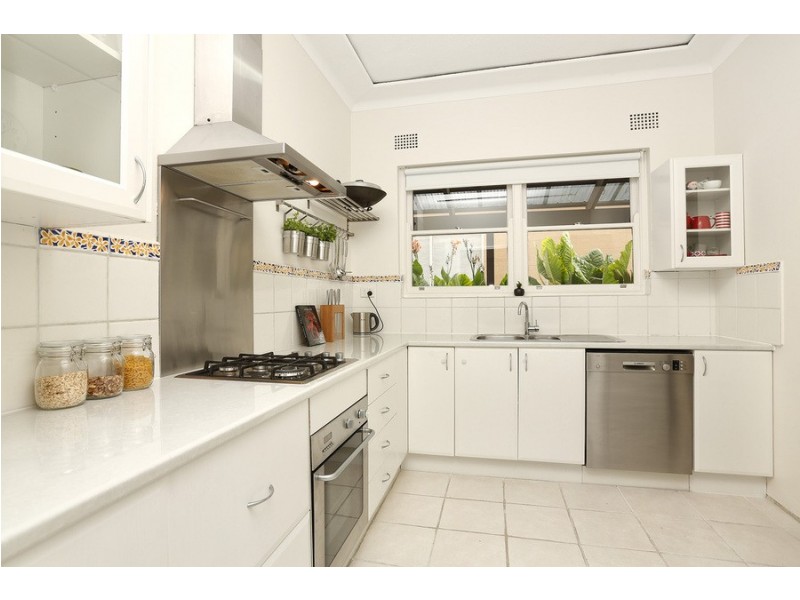 179 Eastern Valley Way, Middle Cove NSW 2068