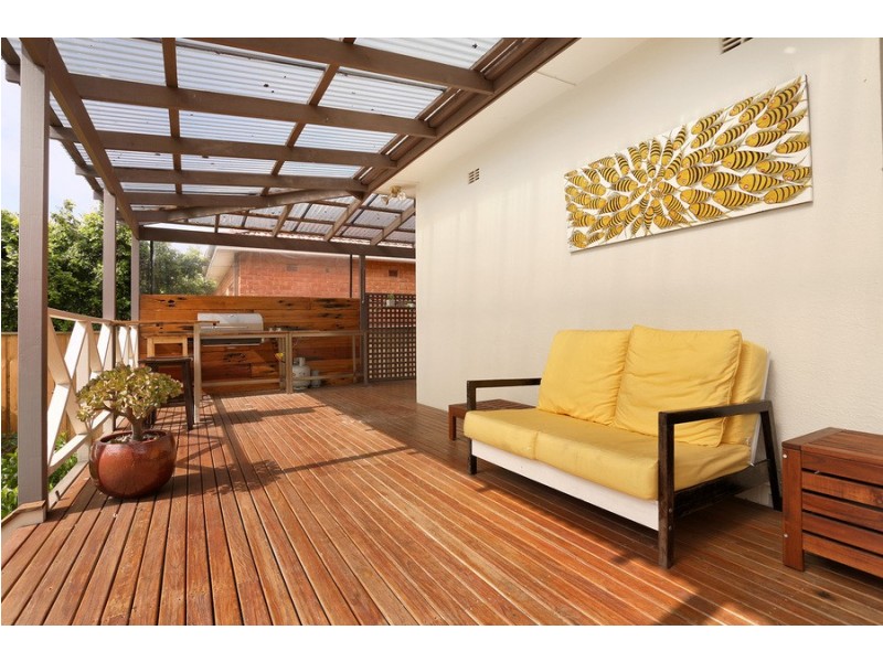 179 Eastern Valley Way, Middle Cove NSW 2068