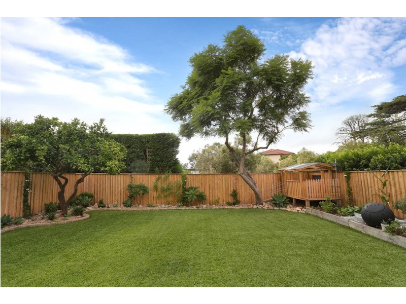 179 Eastern Valley Way, Middle Cove NSW 2068