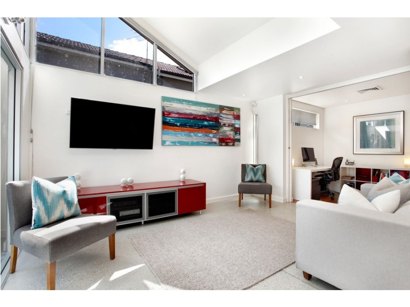 18 Tyneside Avenue, Willoughby NSW 2068