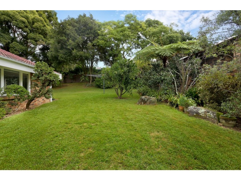 30 Covelee Circuit, Middle Cove NSW 2068