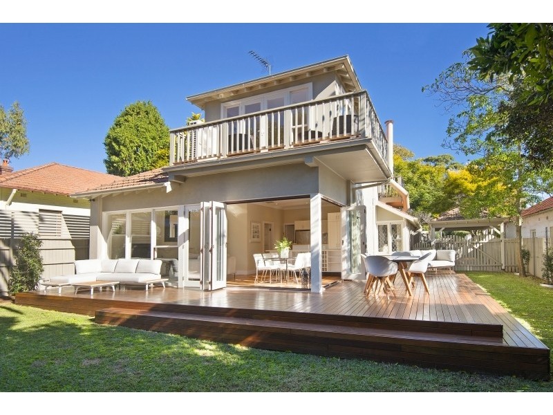 127 Eastern Valley Way, Castlecrag NSW 2068