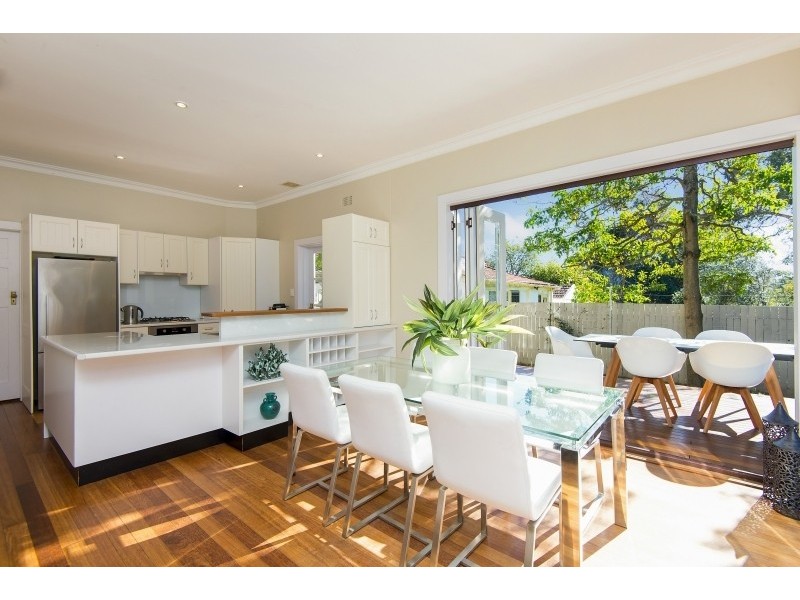 127 Eastern Valley Way, Castlecrag NSW 2068