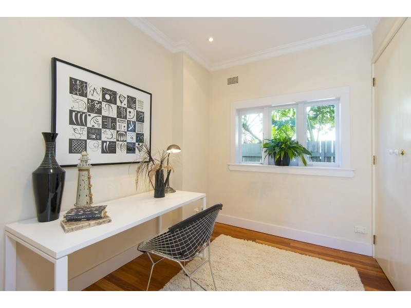 127 Eastern Valley Way, Castlecrag NSW 2068