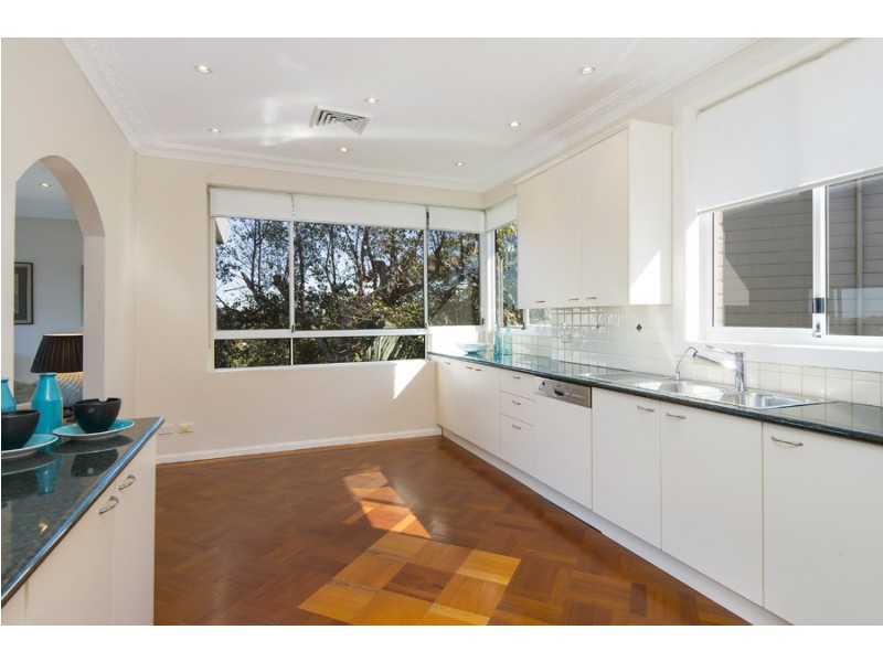 228 Edinburgh Road, Castlecrag NSW 2068