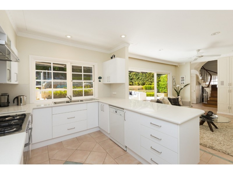 11 The Bulwark, Castlecrag NSW 2068