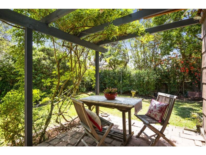 15 Parklands Avenue, Lane Cove NSW 2066