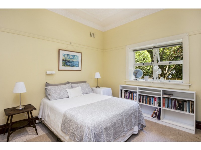 15 Parklands Avenue, Lane Cove NSW 2066