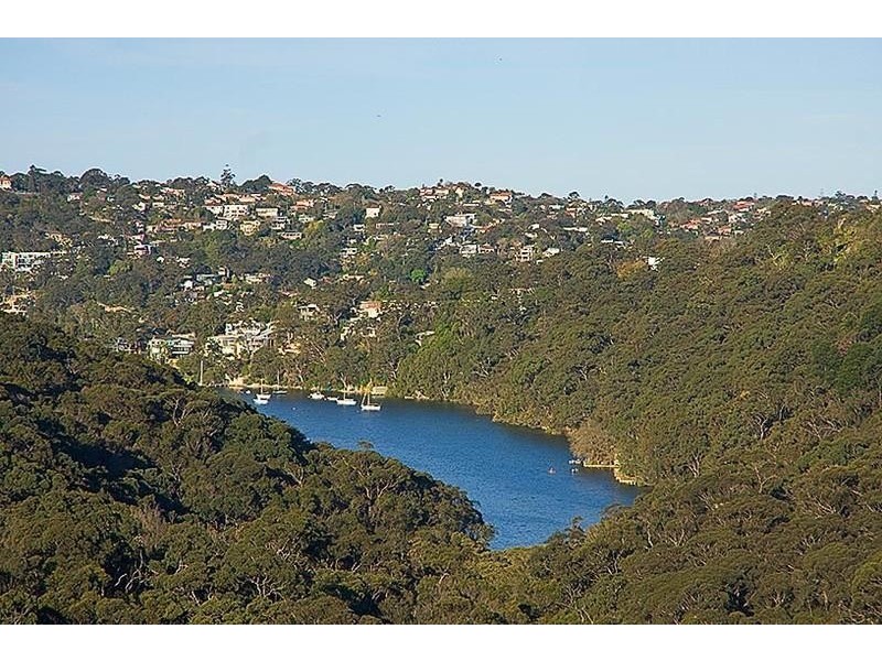 13 Lincoln Avenue, Castlecrag NSW 2068