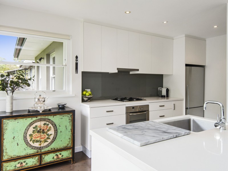 100 Sugarloaf Crescent, Castlecrag NSW 2068