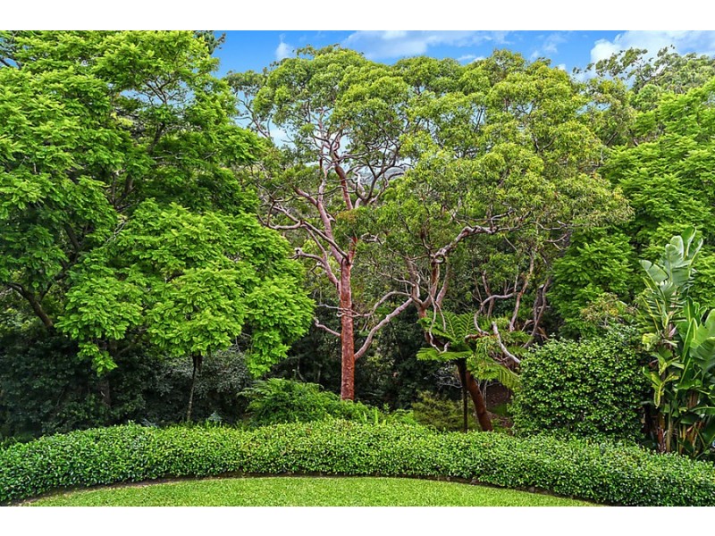 100 Sugarloaf Crescent, Castlecrag NSW 2068