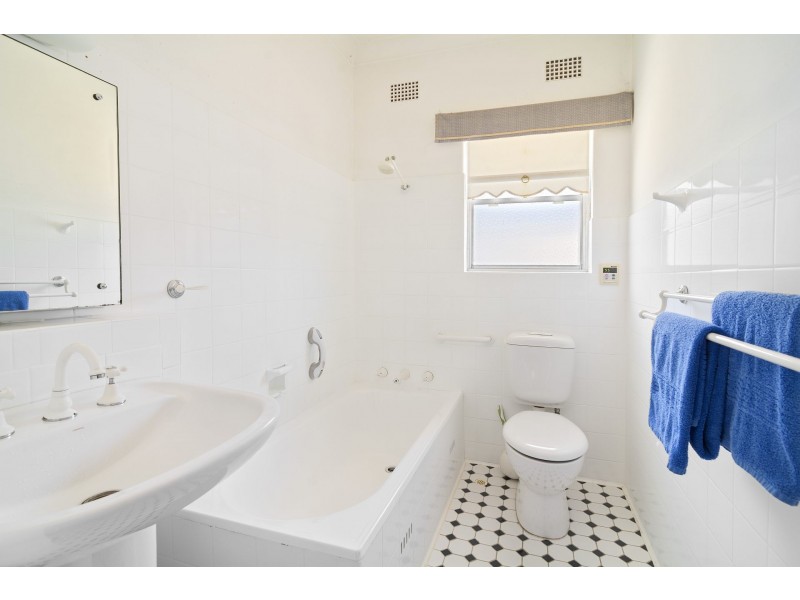 5 Highland Ridge, Middle Cove NSW 2068