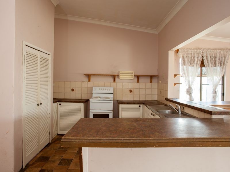 5 Third Street, Weston NSW 2326