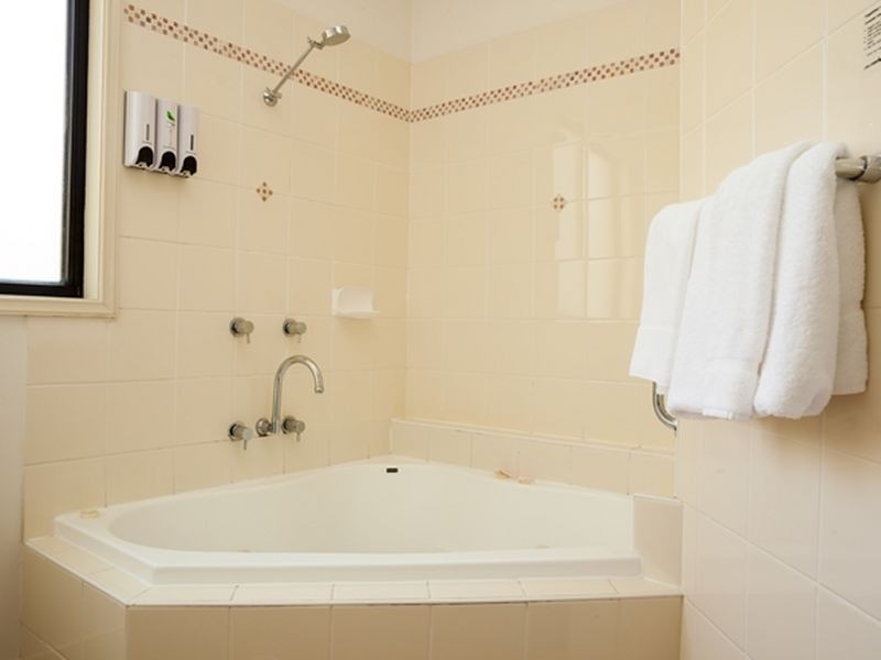 Villa11-12 The Leisure Inn, Pokolbin NSW 2320