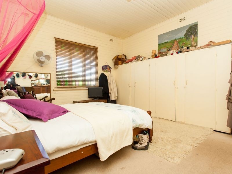 24 Coronation Street, Kurri Kurri NSW 2327