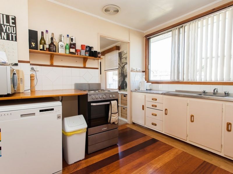 15 Arcadia Ave, Cessnock NSW 2325