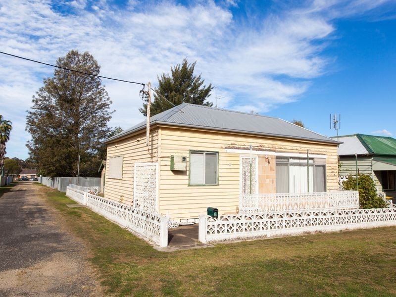 3 Albury Street, Abermain NSW 2326