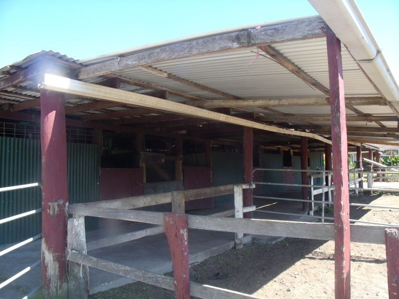 9 Racecourse Rd, Cessnock NSW 2325