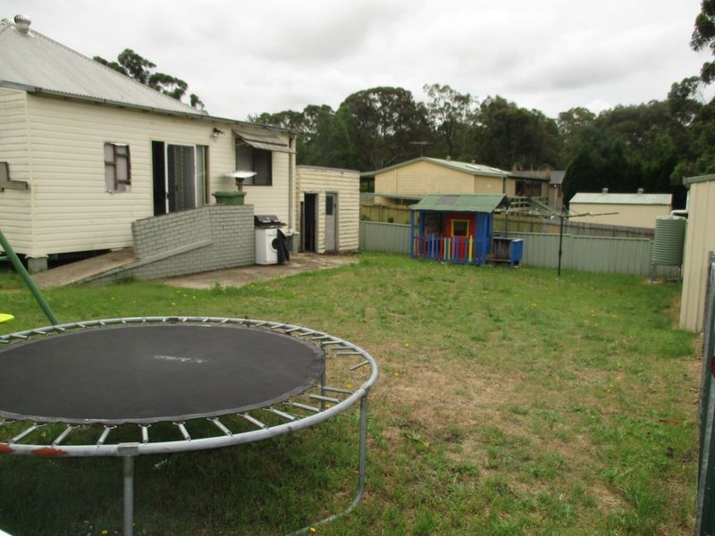 13 Church Street, Weston NSW 2326