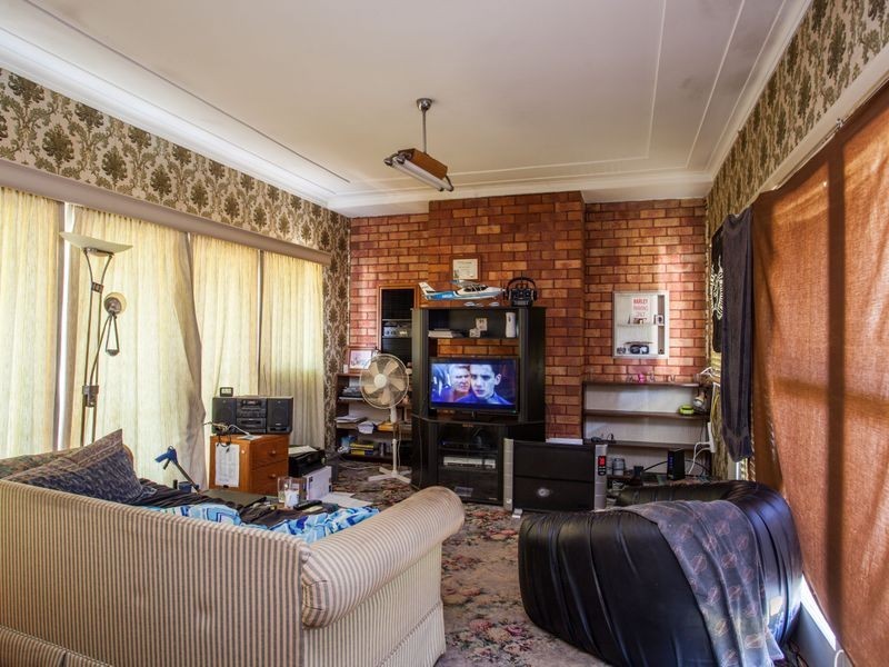 28 Mills Crescent, Cessnock NSW 2325