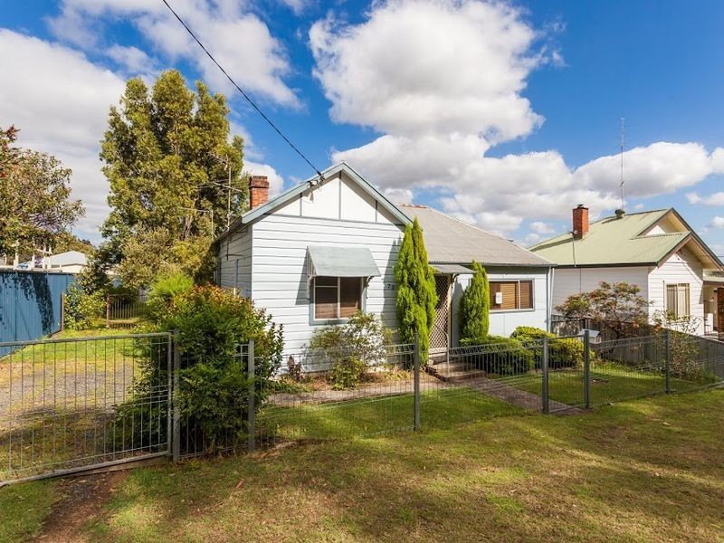 73 Hospital Road, Weston NSW 2326