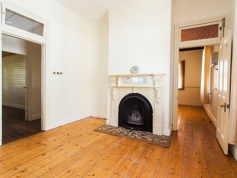 18 Hall Street, Weston NSW 2326