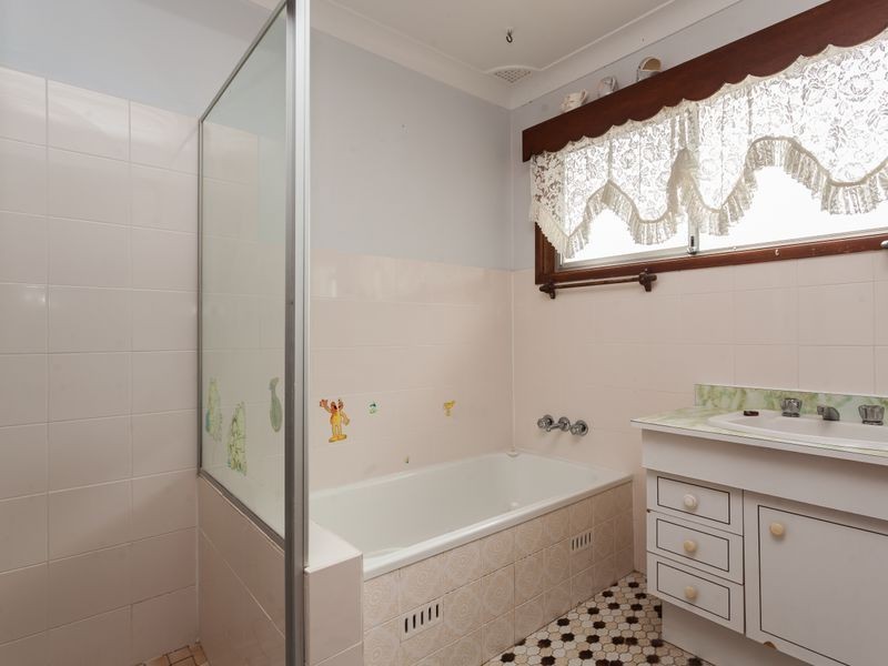 33 Eighth Street, Weston NSW 2326