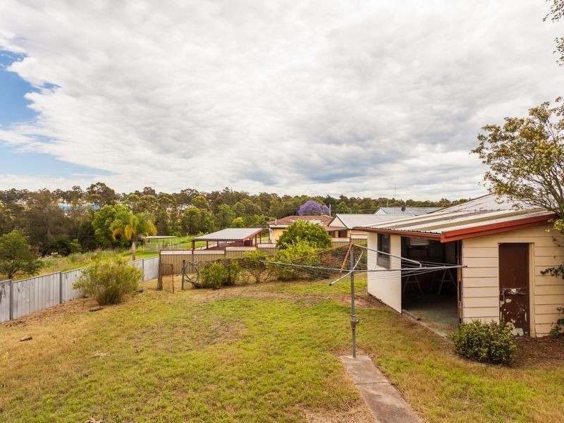 33 Eighth Street, Weston NSW 2326