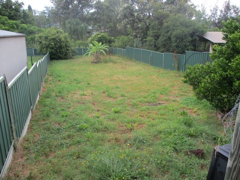 10 Charles Street, Abermain NSW 2326