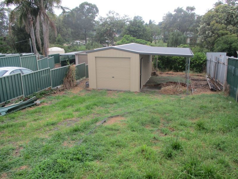 10 Charles Street, Abermain NSW 2326