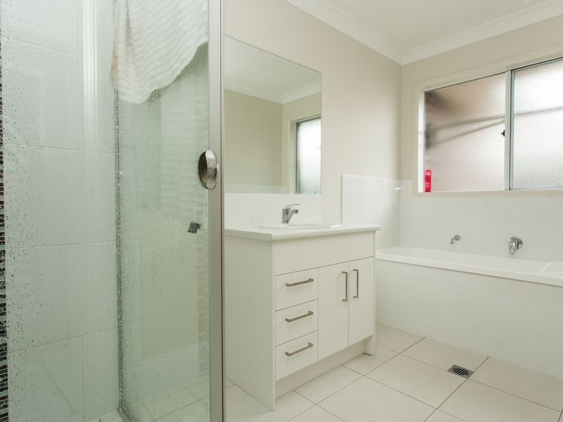 18 Booth Street, Kurri Kurri NSW 2327