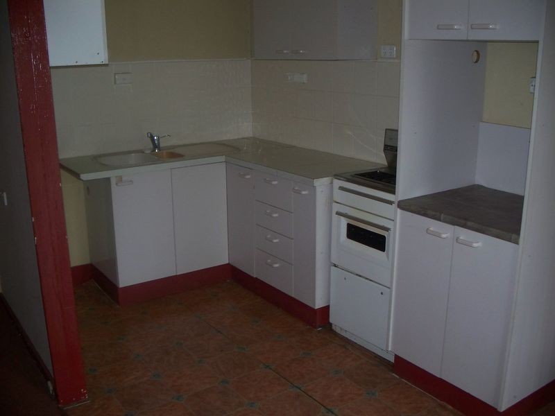 2/11 Miller Street, Cessnock NSW 2325