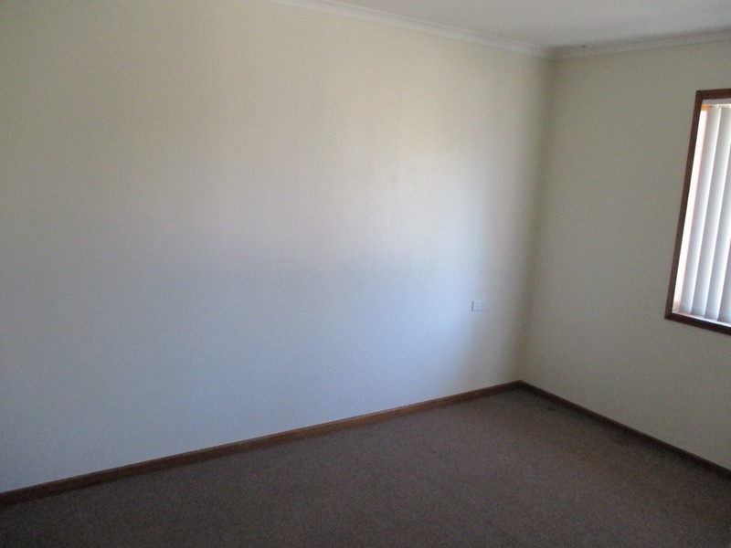 54 Alkira Ave, Cessnock NSW 2325