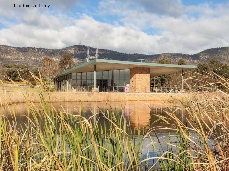 22 Spring Harvest Close, Pokolbin NSW 2320