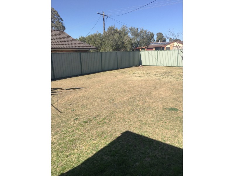 12 Branxton Street, Nulkaba NSW 2325