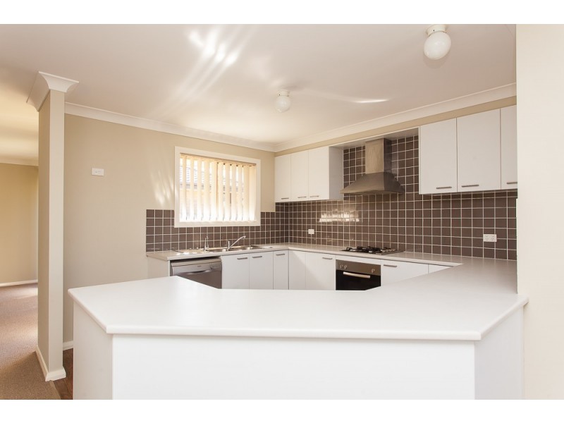 1 & 2/22 Alpine Avenue, Cessnock NSW 2325