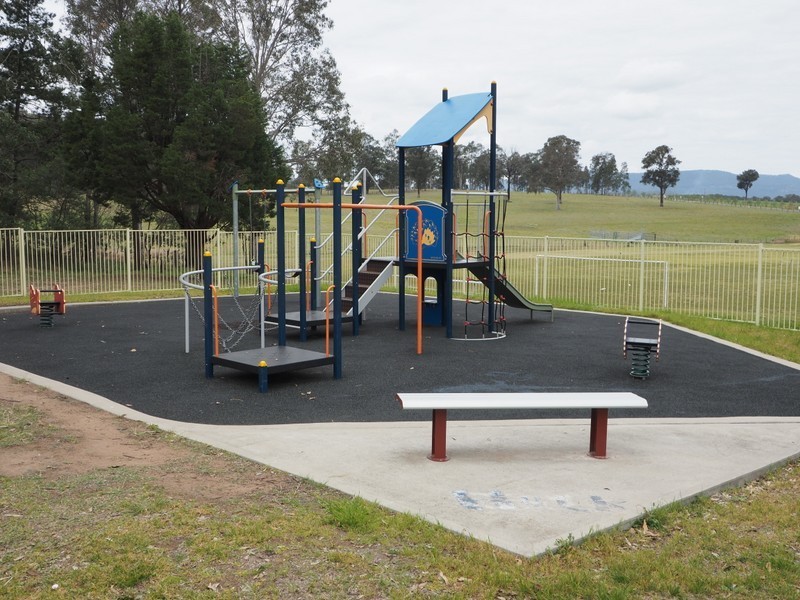 27 Portland Street, Millfield NSW 2325