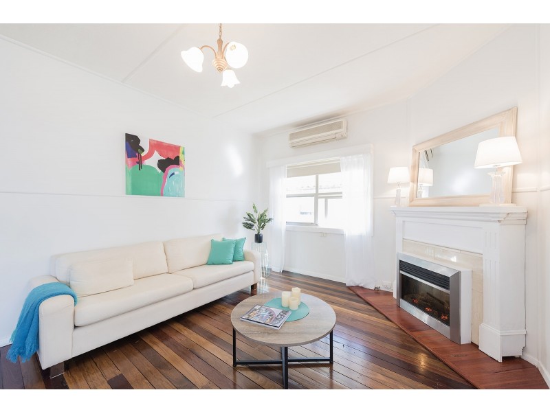 19 Barrett Avenue, Cessnock NSW 2325