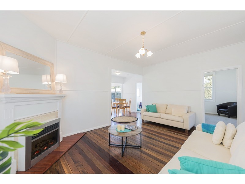 19 Barrett Avenue, Cessnock NSW 2325