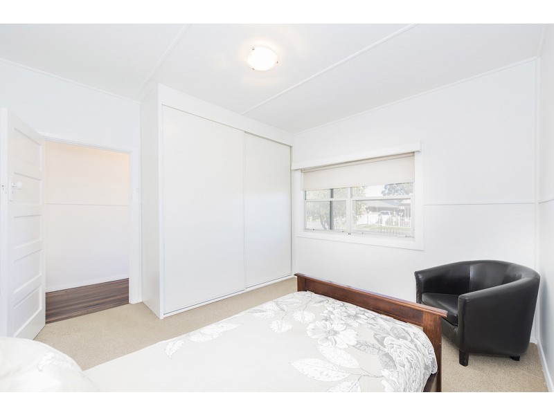 19 Barrett Avenue, Cessnock NSW 2325