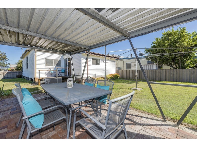 19 Barrett Avenue, Cessnock NSW 2325